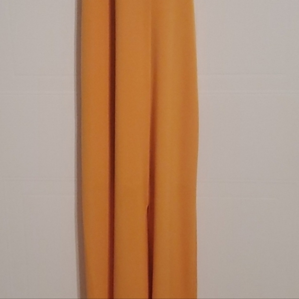 Mustard yellow dress - Picture 3 of 8
